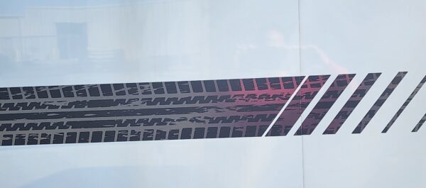 TREAD GRAPHIC FOR NOMAD